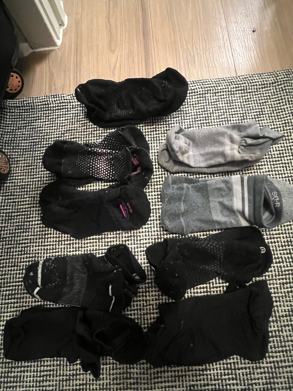 Lululemon 9 Pairs of socks